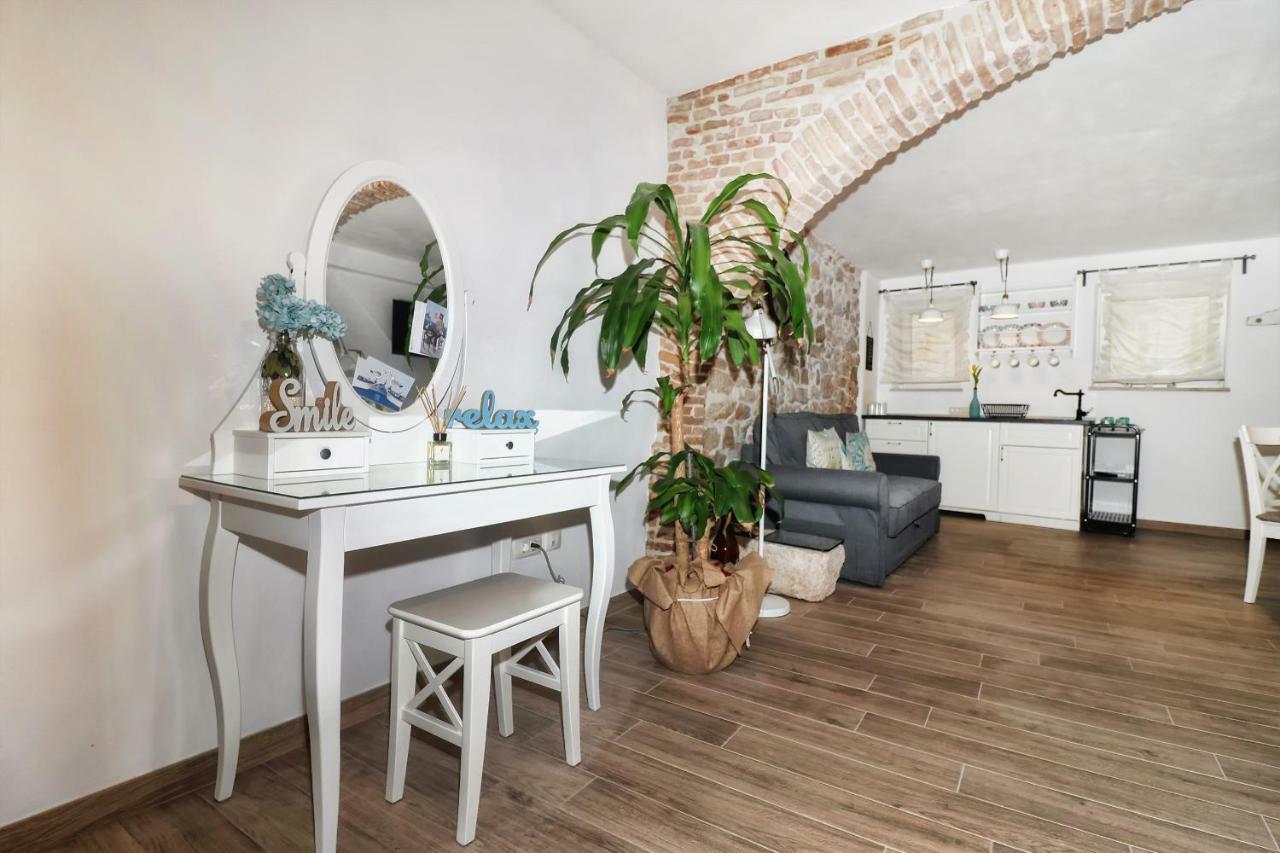 Cozy Apartment Mari Rovinj Eksteriør billede