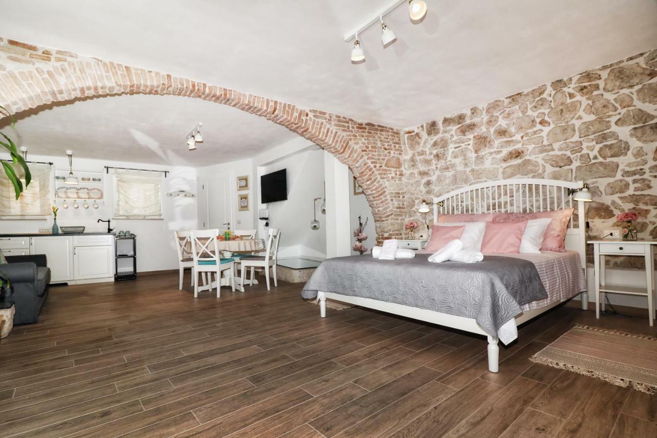 Cozy Apartment Mari Rovinj Eksteriør billede